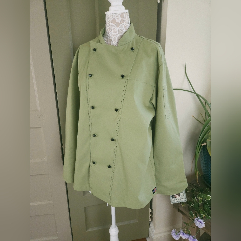 Dickies NWT Cucumber Green Executive Chef Coat Size 44 Workwear Cooking